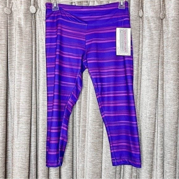 NWT Balance Collection Purple Capri Length Legging Size Small - Picture 1 of 9